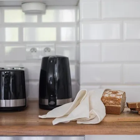 ★bright With Positive Vibes★ Lejlighed *