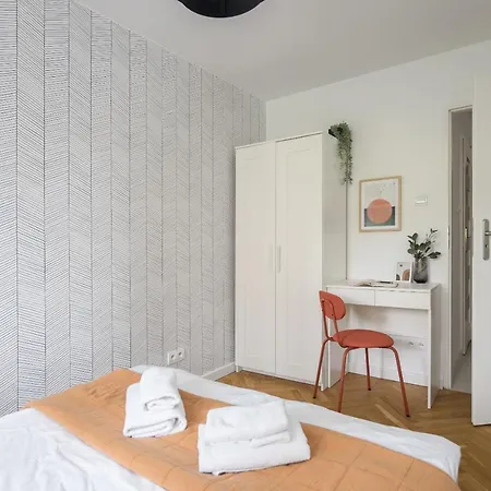 ★bright With Positive Vibes★ アパート *